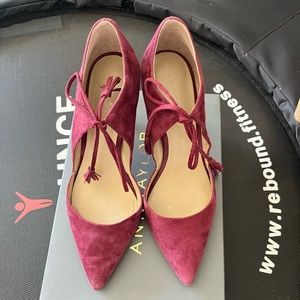 Perfect comfortable suede heels